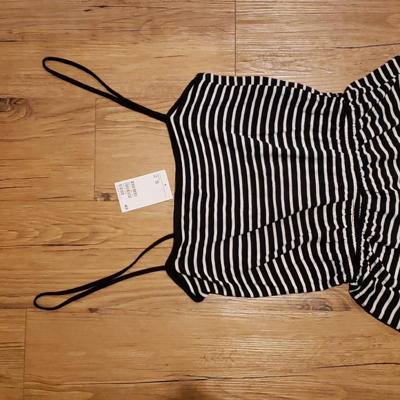 Divided H&M Romper - Picture 2 of 6
